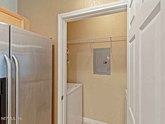5th image of 285 Old Village Center Cir Unit 5204