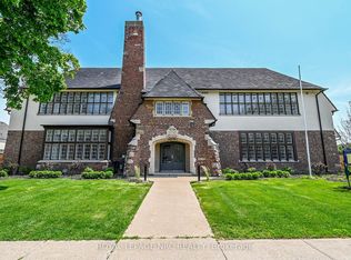 99 South Dr #6, Saint Catharines, ON L2R4T8