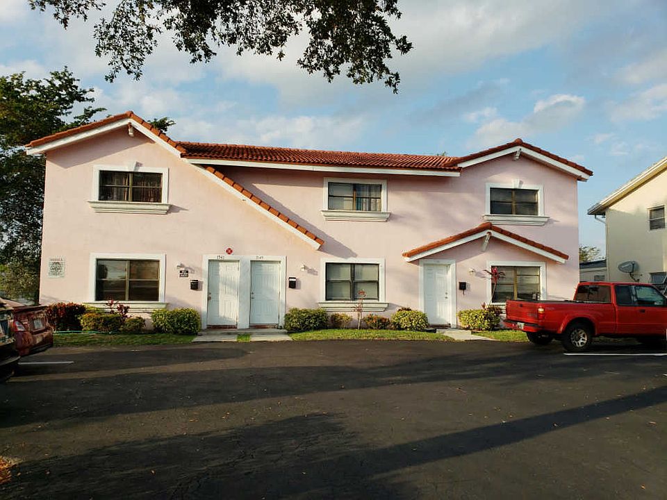 1st image of 7543 NW 44th Ct