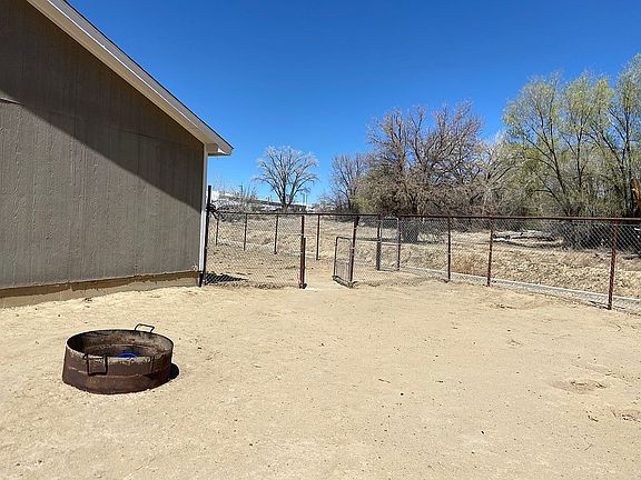 5th image of 4208 Applewood Dr