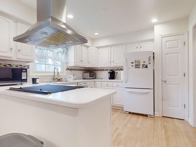 1205 Featherstone Ln NE, Leesburg, VA, 20176