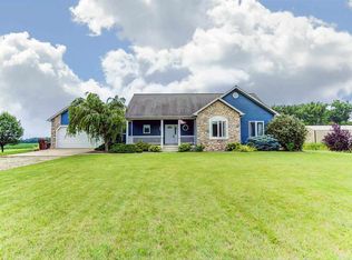 20434 Campbell Rd, Spencerville, IN 46788