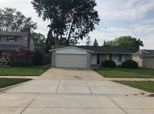31529 Madison Ave, Madison Heights, MI 48071