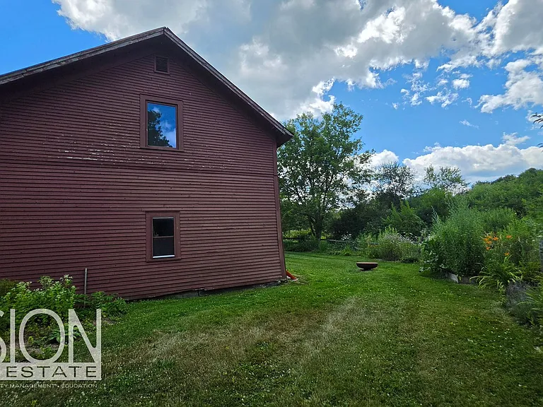 928 Mount Philo Rd — Photo 37