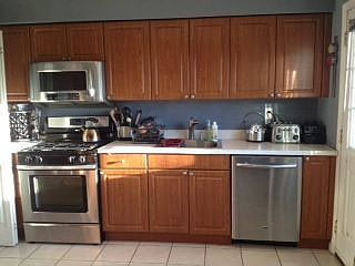 1st image of 374 Sand Ln