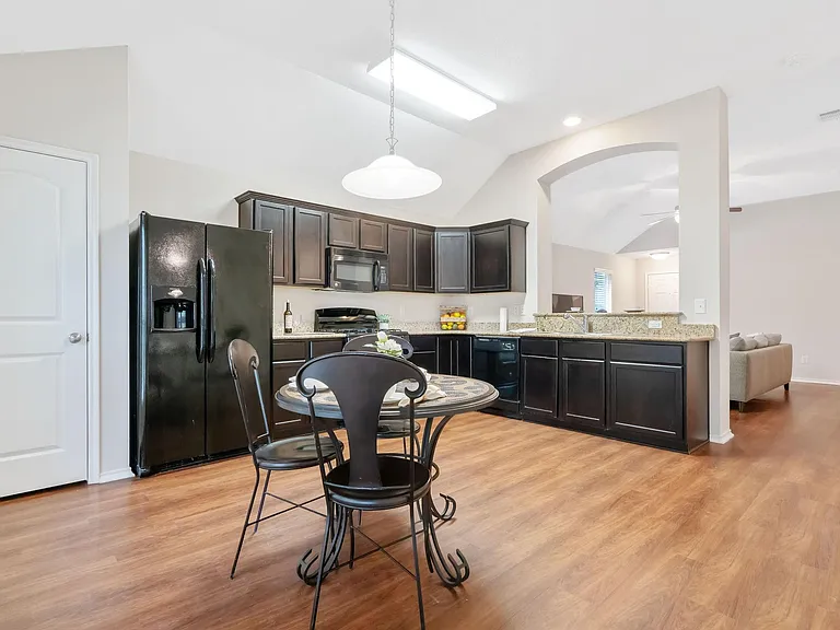 967 Oak Terrace Dr — Photo 5