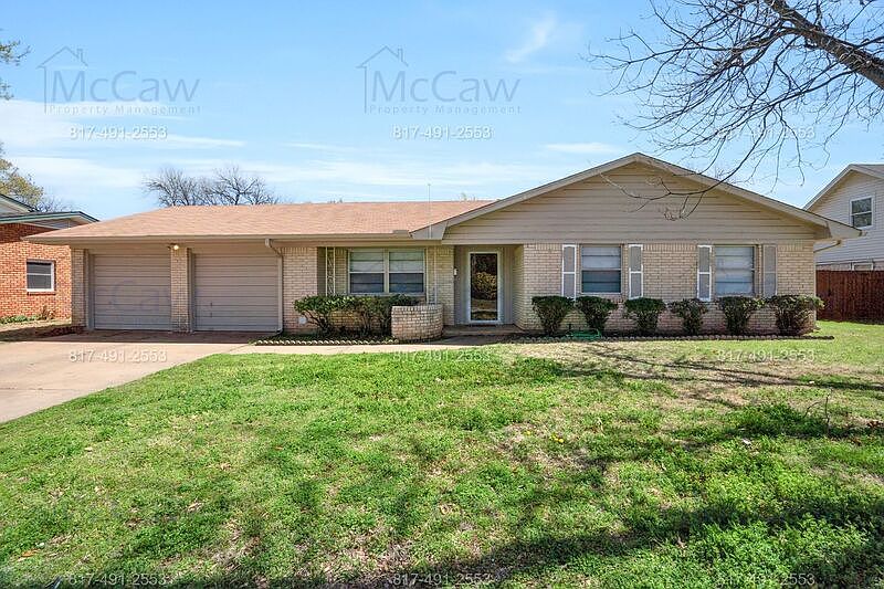 1st image of 2811 Barrywood Dr