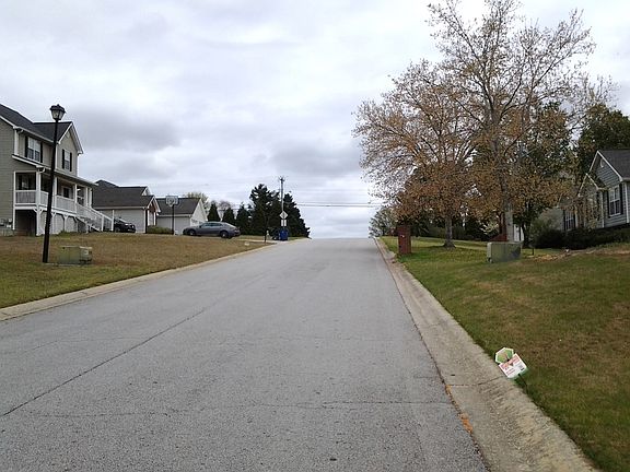 4th image of 4105 Mark Todd Ct