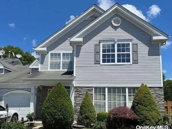 8 Lavern Drive #1, Middle Island, NY 11953