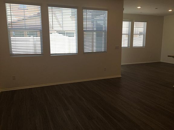 5th image of 30454 Village Terrace Dr