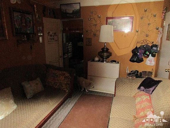 5th image of 44073 Palo Verde St