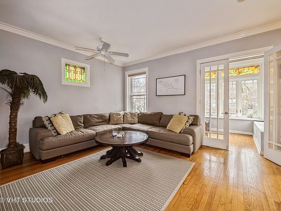 3rd image of 4724 N Virginia Ave