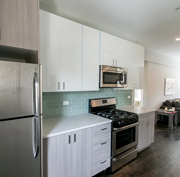 3550 N Racine Ave #1 — Photo 1
