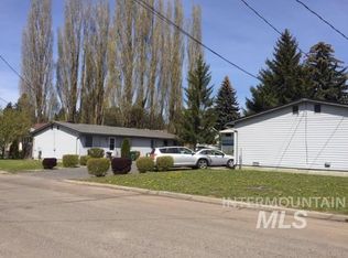 930/932 E Johnson St, Moscow, ID 83843