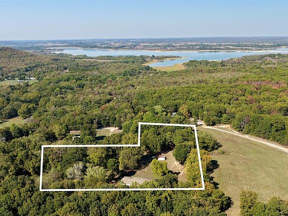 2nd image of 426098 Texanna Rd