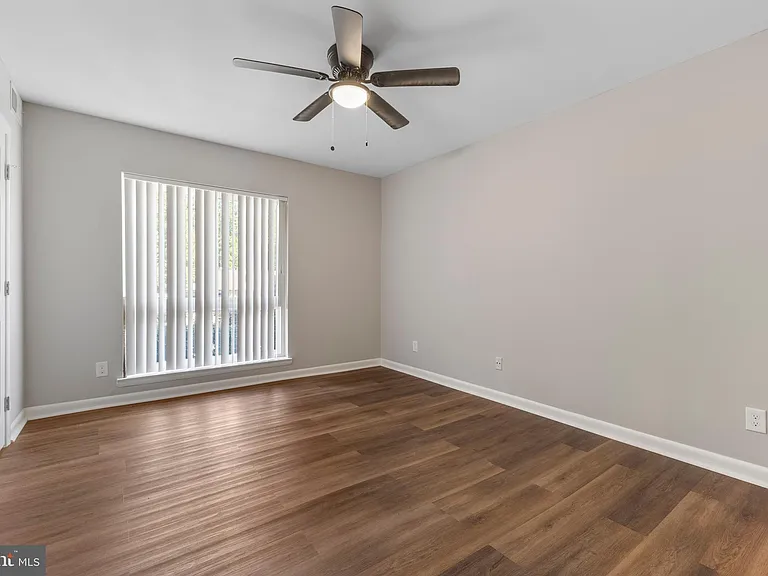 11611 Vantage Hill Rd #11B — Photo 21