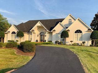 72 Talbott Dr, Bowling Green, KY 42103