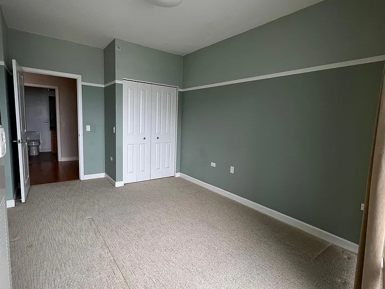 100 E 14th St #2207 — Photo 30
