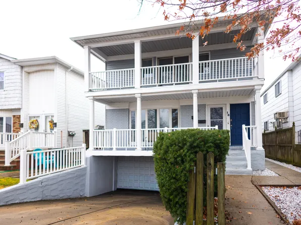 18 Albert Court image 1 of 1