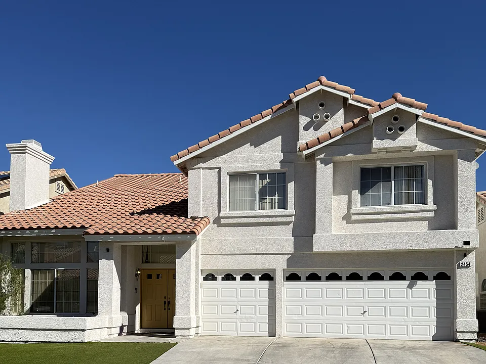 2454 Antler Point Dr