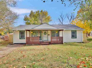 2134 S Green Acres Dr, Wichita, KS 67218
