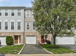 702 W Oakmeade Dr, Wilmington, DE 19810