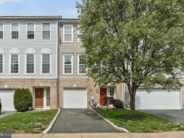 702 W Oakmeade Dr, Wilmington, DE 19810