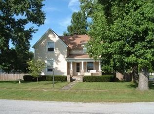 375 Main St, Vergennes, IL 62994