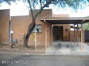 2nd image of 3832 N Pasatiempo Pl