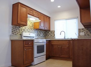 2760 W Segerstrom Ave UNIT D, Santa Ana, CA 92704