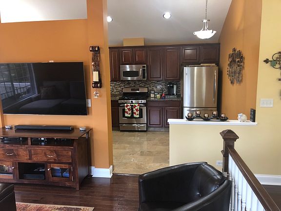 2nd image of 13936 Thomas Dr