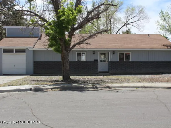 1003 Delhi Ter, Farmington, NM 87401