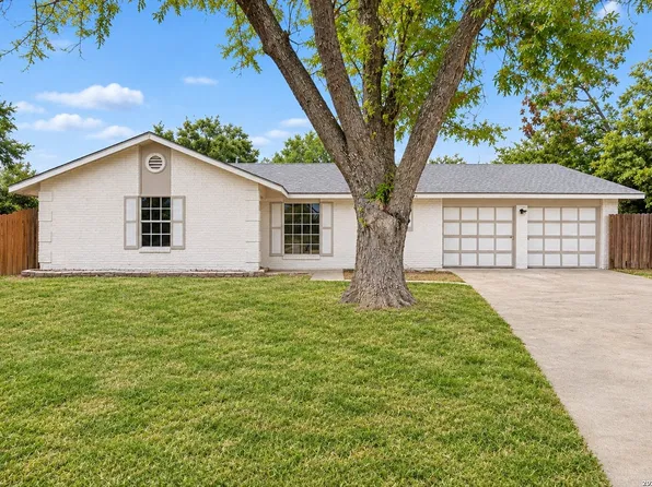 5302 La Cieniga, San Antonio, TX 78233