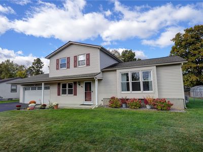 51 Fontana Ln, Rochester, NY, 14612