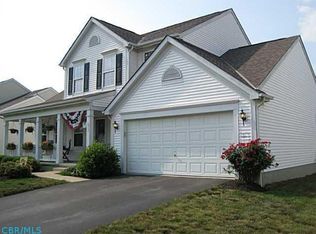 213 Crystal Petal Dr, Delaware, OH