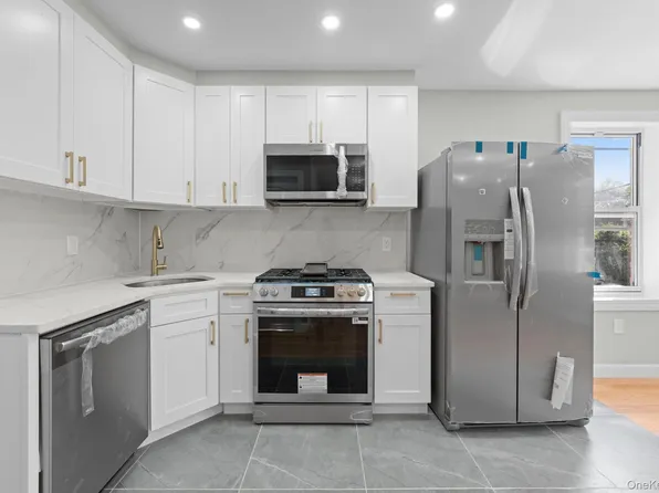 3210 Paulding Avenue, Bronx, NY 10469