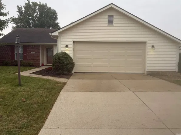 10811 Lake Shasta Ct, Fort Wayne, IN 46804