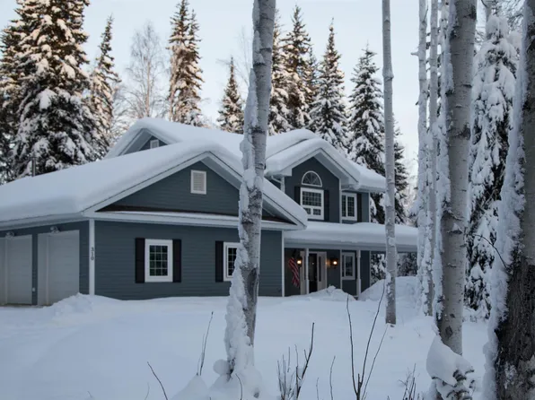 310 Vega Ct, Fairbanks, AK 99712