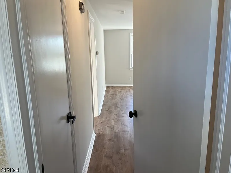 2 bed, 1.0 bath, $2,400 — Photo 2