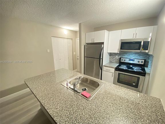 3rd image of 2771 Riverside Dr APT 214A