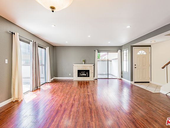 3rd image of 280 N Mar Vista Ave