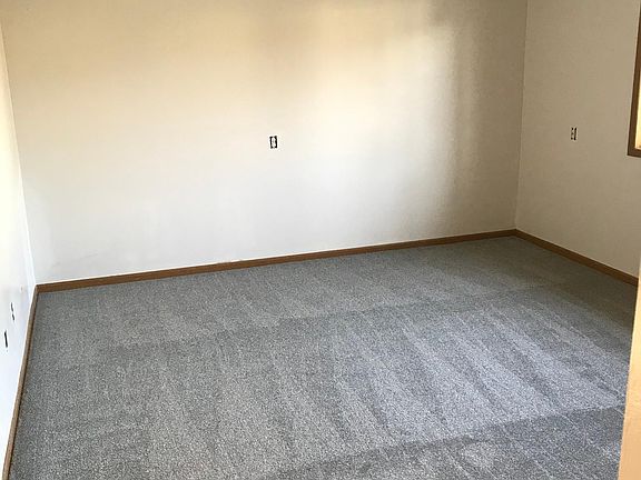 3rd image of 1106 S 34th St #B