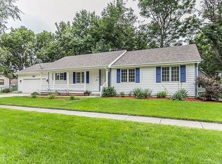 419 N 14th St, Adel, IA 50003