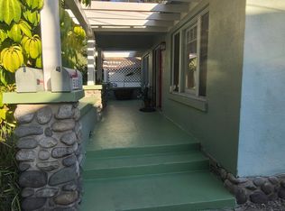 590 E Rio Grande St #F, Pasadena, CA 91104