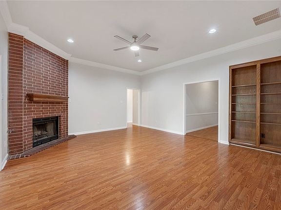 4th image of 2611 Greenberry Cir