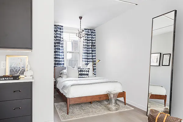 Sold by Compass | media 5