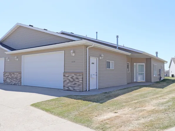 3719 Coleman St, Bismarck, ND 58503