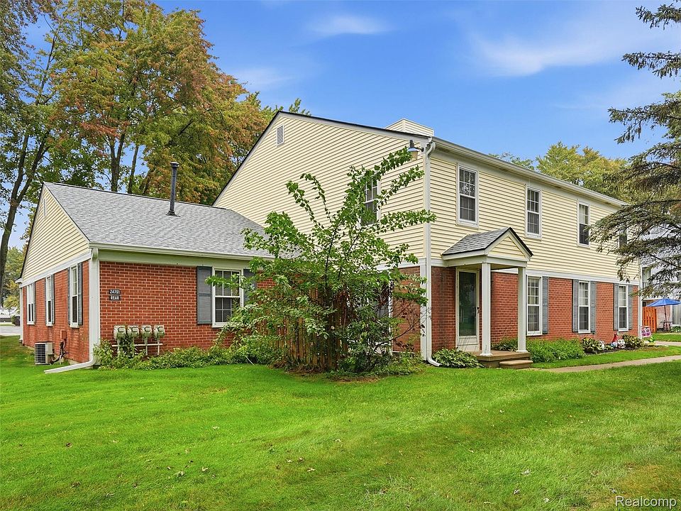 1st image of 24763 Meadow Creek Dr
