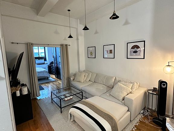 2nd image of 12 E 22nd St APT 7B