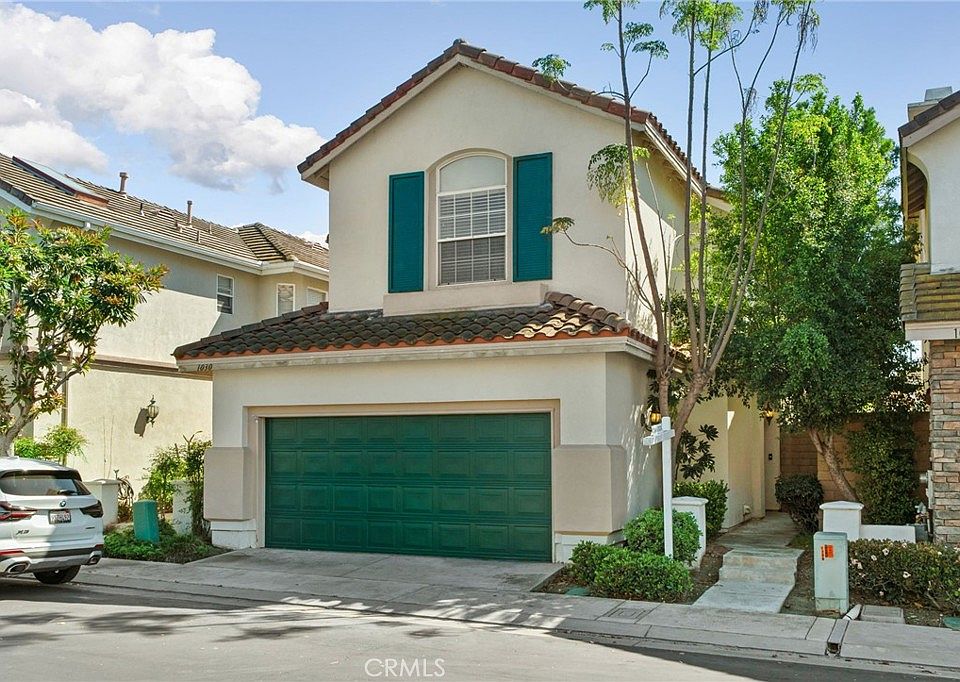 1st image of 1030 Davis Way